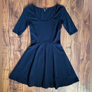 H&M 3/4 Sleeve Mini Dress